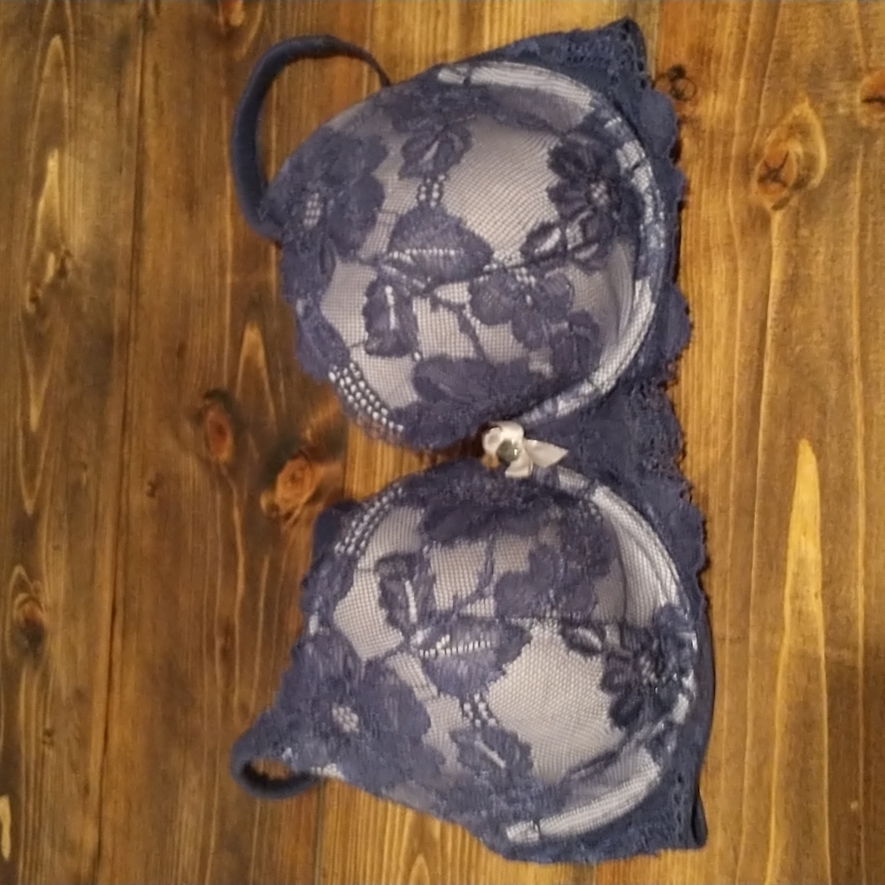 Body by Victoria bra blue lace